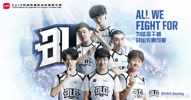 连续三次获 连续三次获