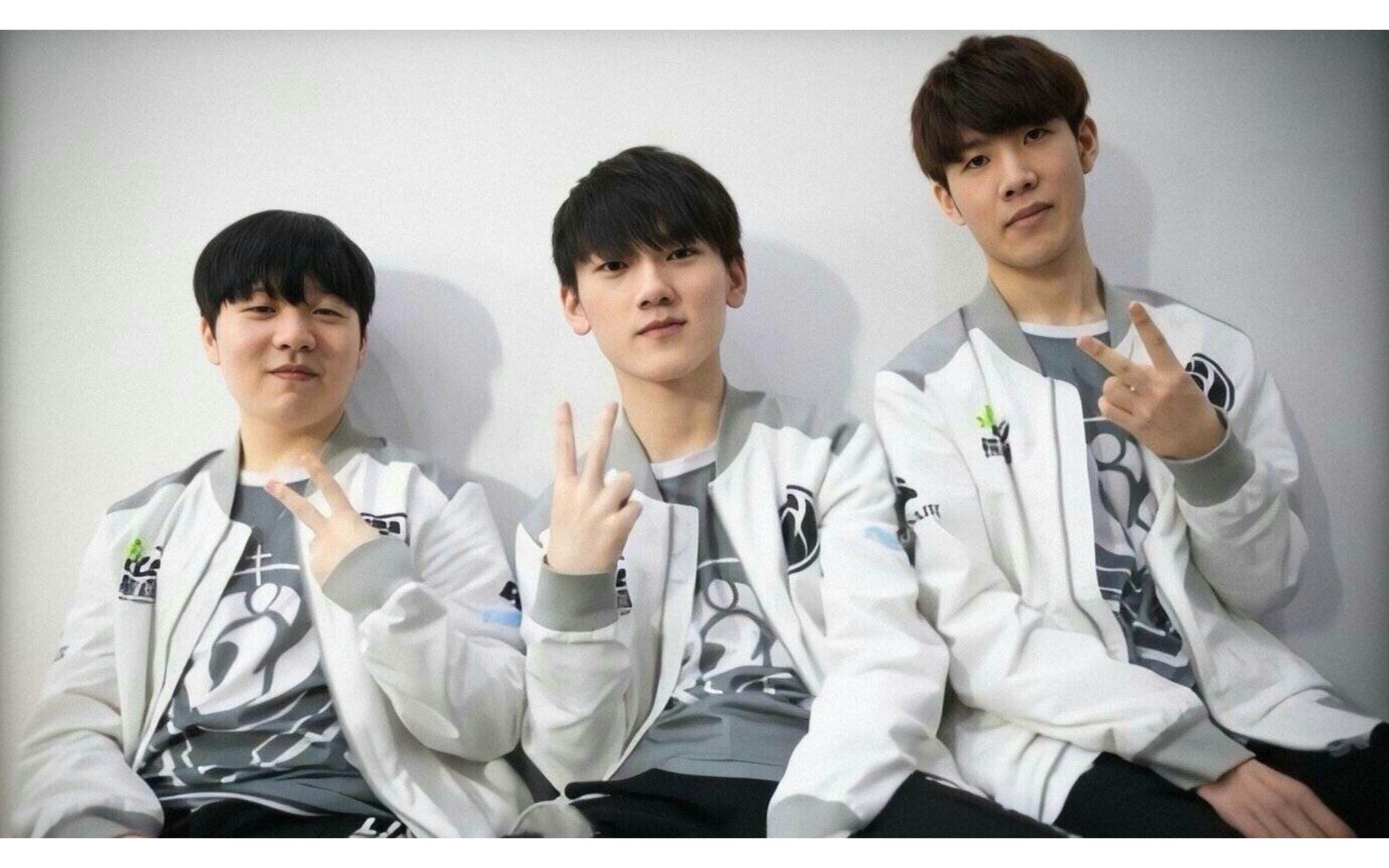 他冷静应对 他冷静应对