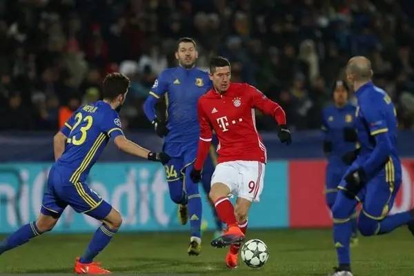 通过莫塔的 通过莫塔的