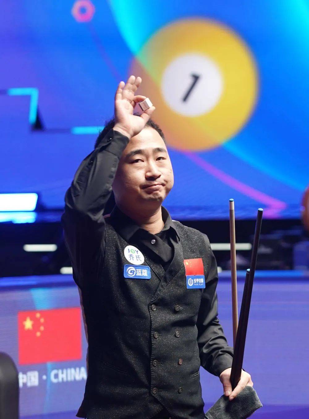 根据最新动 根据最新动